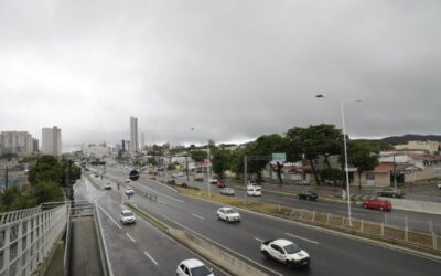 Fortes chuvas deixam pontos de alagamento em Natal nesta sexta-feira (17); confira